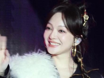 张韶涵 兴化演唱会 欧若拉前奏一响,谁的DNA动了?🎶
#张韶涵玩家演唱会#张韶涵#张韶涵演唱会#音乐种草计划 #兴化演唱会