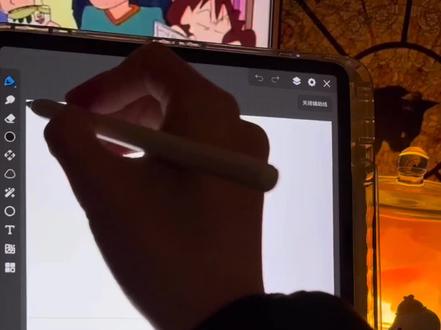 月光下的绣球花 解说版上线啦,快一起来画吧~
画世界Pro 绘画过程~
#画画原来这么简单 #秀出你的画画作品 #画世界pro教程 #抖音年味艺术图鉴 #2026绘画开年挑战