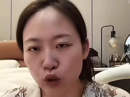 在与大陆失联的八个小时里,他与我坦白了一切#飞机上的八个小时#杨怼怼