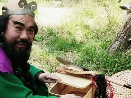 这下你们知道沙僧箱子里装的是什么了吧#西游记拍摄幕后#拍摄幕后#拍摄现场@师傅王永 @师傅王永