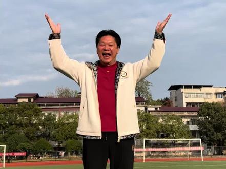 永州千年无人问
一朝湘超天下闻#湘超#湘超永州#冠军永州#我看湘超