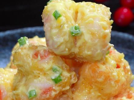 凭什么星级餐厅的芥末虾球能卖好几百一份?其实是有窍门的。#芥末虾球做法 #跟着抖音学做菜 #蜂蜜芥末酱