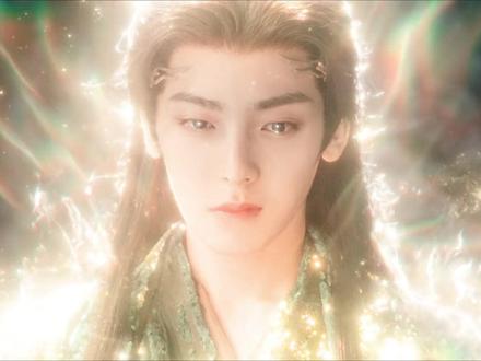 侯明昊的新剧一开播就冲上了热搜,他本是天下无敌的妖王,确被自己心爱的公主设下计谋害死#逍遥 #电视剧逍遥 #逍遥大事很妙