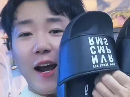 买禧玛诺套件一定要买盒装行货。
#双轮驱动bike #公路车 #骑行 #骑帅不骑快 #自行车维修