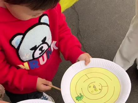 一起做一个吸铁磁纸盘迷宫,超级简单,隔壁的小朋友都来看了#亲子手工 #六一儿童节 #手工diy