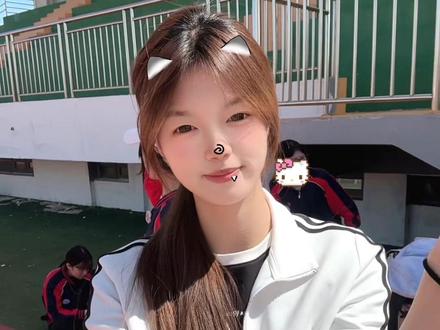 #剥开天空的乌云#手势舞@你管我几点睡.