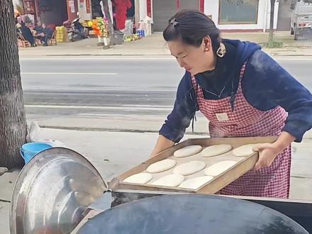 柴火灶汽水馍#随州美食#乡愁#@D○U+小助手