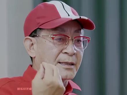 六小龄童回应“戏霸”争议! 六小龄童回应“戏霸”争议!一句话被断章取义,直言只是普通演员 #2025影娱年终大赏 #2025年度影娱热点