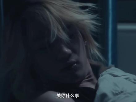 《DB》四小时真实,把人性的破碎与倔强拍得透彻。#DB纪录片#玫瑰泛滥成灾