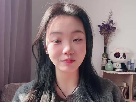#公版书 #儿童书籍推荐 #读书博主
互联网算法虽然会形成信息茧房,却也是真真切切可以互通有无。网友这么一问,我这么一答,就会有更多人知道去哪找公版书了。