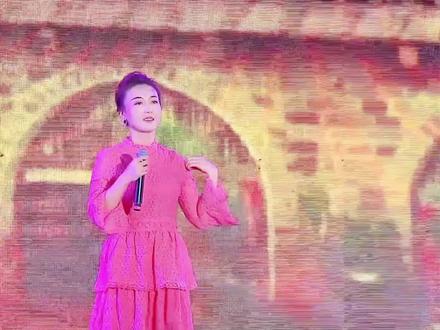 闫丽丽演唱经典老歌《信天游》 #信天游 #经典老歌 #爱上陕北