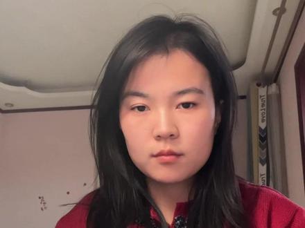 闪光灯到了,选了好久才决定斯丹德FK580,安装上去一瞬间觉得有点重,有时间带着去拍几张,带着俩孩子出门有点难呀
#我的摄影日记 #闪光灯 #自学摄影 #摄影 #开箱