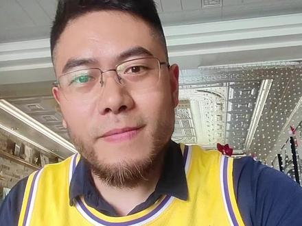 天赋对比 五个詹姆斯对轰五个文班亚马,谁更胜一筹#詹姆斯 #文班亚马 #NBA #季后赛 #创作灵感
