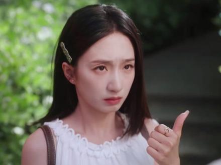 #高冷校草爱上我 #谭盐盐 #贺宇 #接吻续命的恋爱日常 #原来亲亲真能治病