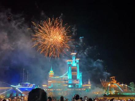 奇幻谷国庆盛大烟花秀,每晚8点25分准时开启。现夜场票仅需100💰,领完湖北消费券还可以再减! #襄阳国庆赏烟花好去处
#襄阳奇幻谷假日烟花迎接国庆
#我为奇幻度假区代言@襄阳华侨城奇幻度假区