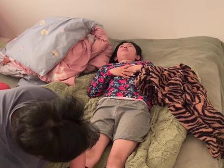 我这辈子找这老头我太十足了
每一个照顾病人的人都很伟大
希望所有人都能远离疾病 健健康康的#家庭日常 #哄娃睡觉 #绝对是亲生的