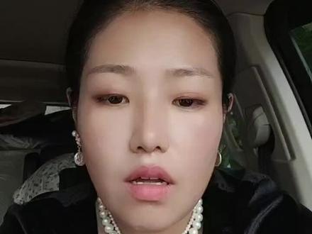都散了吧,都是咱们误会了,哈,没有的事!人家是清白的!清清白白!!!