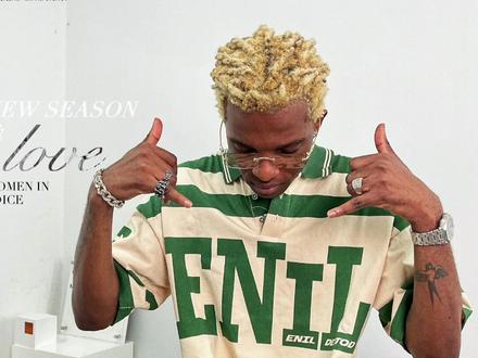 你还知道哪手势呢 #ootd #嘻哈 #拍照