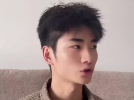 因为把永博说了事实“裁判误判擦边”,曼昱粉丝不仅网暴、还举报把永博,倒是把永博本人亲自说出来的事实#内容过于真实 #内容太过真实 #吃瓜群众#孙颖莎