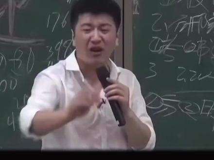 未完成的约定,最懂你的人已远行 张雪峰走了,承诺未了。两个从齐齐哈尔拼出来的人,隔着生死,用一份未兑现的约定,写尽对奋斗者最深的懂得。#张雪峰