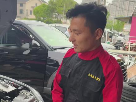 吉利星瑞发动机高温维修,更换水泵、节温器。 常熟海虞立诚汽修