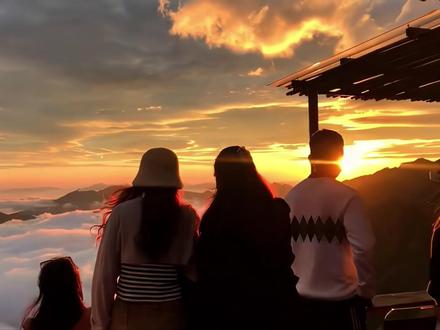 山上日落视频 91a1c6e67ec2b56701f19699c3349c3b~tplv-dy-resize-origshort-autoq-75:330.jpeg?x-expires=1984428000&x-signature=1KLHg1EqJHb5vpmrmm5qswEO6l4%3D&from=3213915784&s=PackSourceEnum_AWEME_DETAIL&se=false&sc=cover&biz_tag=pcweb_cover&l=021669068448844fdbddc0300060164c941b616600000118cabaa