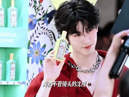 他是社恐顶奢代言人,把不安穿成高级感,古驰直接签至2027