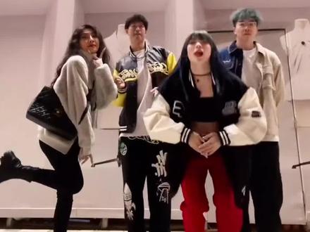 #动感米兔舞 简简单单学个舞 怕太简单你们跳太好了#简单好学的舞 #舞蹈教程 #抖音舞蹈室