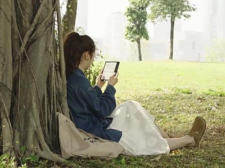 掌阅 iReader Ocean3 电纸书阅读器多级灰度,视网膜级分辨率,支持黑白翻转、图片增强,AI朗读,手指缩放等功能,阅读更清晰。#电纸书阅读器