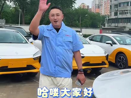 #出租车 #沈阳出租车 #巧克力换电 #江铃集团新能源 #网约车 历史最快99秒换电,既能充又能换 彻底告别续航焦虑