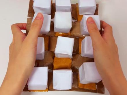 但凡网瘾小一点都看不懂我在做什么
#万物皆可霉豆腐 #霉豆腐制作 #声控解压 #解压玩具 #纸质捏捏 @DOU+小助手 @抖音创作小助手 @抖加上热门