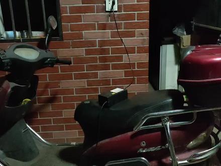 电动车充电器一直亮绿灯无法充电,这个问题很常见,我们来维修下