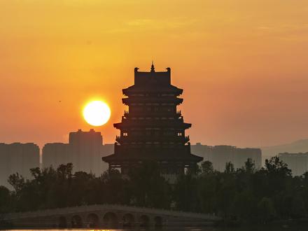 单依纯、常石磊演绎世运会开幕式主题曲! 天籁之音#单依纯 x创作才子#常石磊 深情演绎,2025成都世运会开幕式主题曲《万千》MV首发!跟着歌声一起感受公园城市的幸福感!#成都 #成都世运会 #2025年成都世运会 #一人一句祝福成都世运会