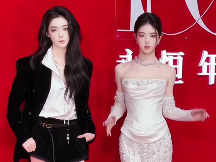 双娇合璧,直接拿捏流量密码🔥#御姐范 #走秀 #永恒icon星冕之夜