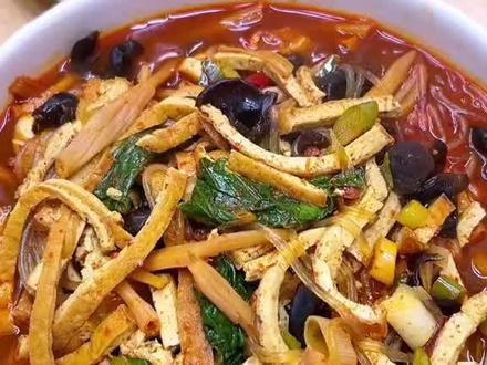 豆腐丝烩菜 大荔豆腐丝烩菜#陕西美食 #地方特色美食