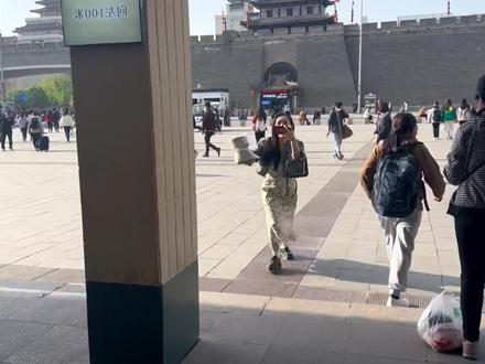 盘点猝不及防的爆笑瞬间,当众社死的搞笑时刻,每天一遍欢乐无限#猝不及防 #专治不开心 #倒霉蛋 #搞笑视频 #看一遍笑一遍