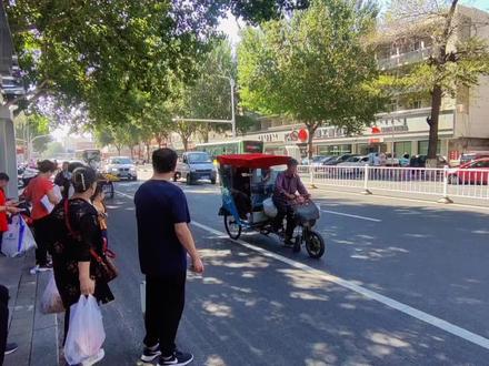 赤峰公交部分线路调整车辆和票价的通知