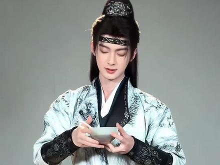 #陈鹤一古装还是太权威了 总会被陈鹤一的古装质感惊艳到,怎么不是今天就开播! #陈鹤一 #朝无念 #陈鹤一每一个角色都有记忆点
