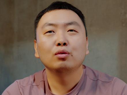 央视硬刚国际足联!世界杯天价转播费直接拒绝! 距离 2026 世界杯开赛不足 40 天,国际足联向中国开出 2.5 亿 —3 亿美元天价转播权,价格竟是印度的 17 倍!
中国企业狂砸超 5 亿成世界杯最大金主,央视却霸气说不,连续转播 9 届首次硬刚。
FIFA 高官即将来华谈判,这场版权博弈,早已不只是转播费那么简单,更是中国市场定价权的逆袭!#2026世界杯 #世界杯转播权 #体育版权 #体育 #足球热点