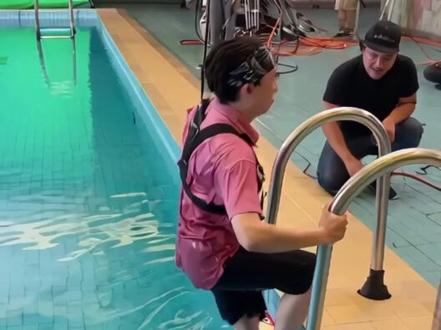 后室探险vlog!不可思议,绝美的level 37层… 超现实的池核后室!太美了…#后室 #梦核 #在拍一种很新的vlog #探险 #ai