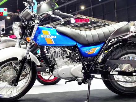 铃木经典街车200到货,造型复古,油耗3L,售价14800元,适合代步 #铃木 #摩托车#街车#复古机车#代步