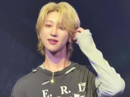 家咪美貌新level!
完全金发男大…#徐明浩 #徐明浩the8 #seventeen #seventeen香港 ##是谁看svt演唱会现场又幸福了