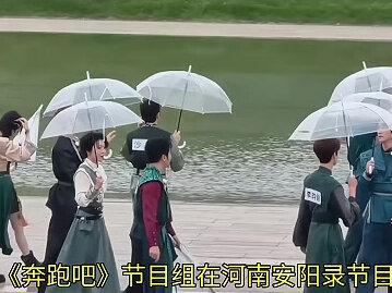 《奔跑吧》安阳录制后,现场垃圾遍地!粉丝行为太讽刺