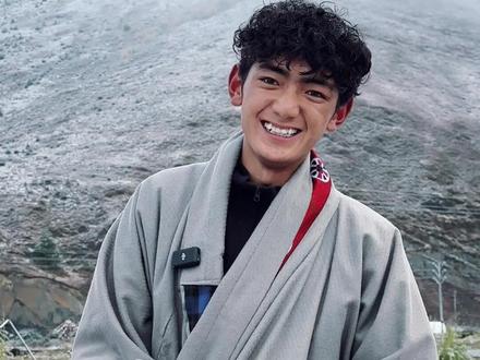 藏区不等于西藏哦,大家不要在问我家在西藏哪里了 #川西 #川西美景 #藏文化 #格底拉姆天空之城 #藏区