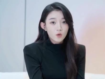 “社会摇祖师奶”小伊伊,摇头摇出亿万身价,生女后能否重回巅峰-1