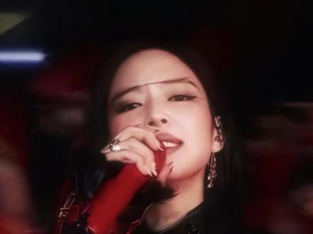 Jennie金唱片舞台封神+团魂暴击双杀 #热点
#Jennie金唱片 #金唱片年度艺人Jennie#likejennie
#韩流舞台教科书