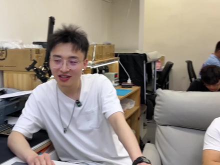 二手实录第九期:一位90后的二手创业者,如何在小城市闯出了新的机遇#二手 #创业 #记录真实生活 #访谈 #商业思维