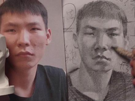 素描头像自然光画法,有点变态的色阶法!《图型公式法》绘画教学体系
@#美术生 #画画 #联考 #素描 #美术