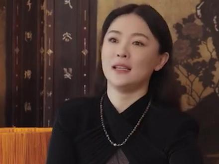 发福也不怕,完全放飞自我,不得不说财富自由是霍思燕最大的底气