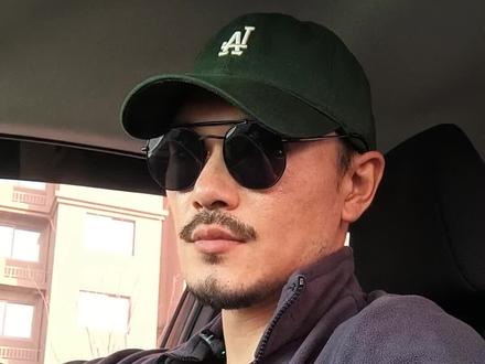 女生一周三练,合理饮食好好睡觉适度有氧保持饥饿感,身材就好了 不要一天到晚焦虑花里花哨,这个饮食法那个饮食法,聆听自己身体的声音,饿了吃点优质的东西,每周保证三次的力量训练,塑塑型,时间久了会看到答案,挨饿痛苦吗,当然了,变美的事情一定会痛苦,口腹之欲这种低级张嘴就来的欲望有什么好值得说呢,美其名曰健身为了吃,不健身你也可以吃,随时随地可以吃,但是走在路上能让别人回头看你的开心不比吃东西来的高级?别给自己找任何借口,你可以用一万种方式骗自己,但脂肪永远很诚实,下课#健身#减肥#塑型#健身干货#精神氮泵